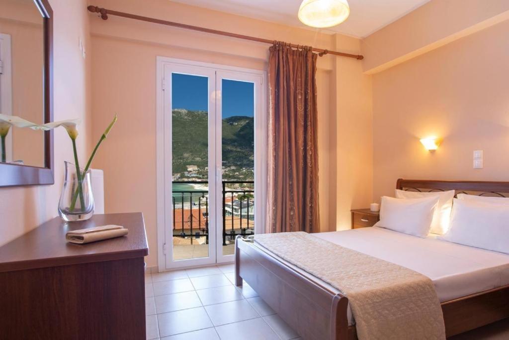 Liotrivi Apartments Vasiliki  Bagian luar foto
